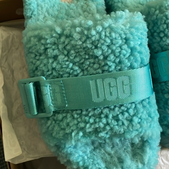 Uggs Fluffita Sz9 - Picture 8 of 11